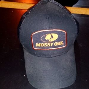 Mossy Oak Snapback Hat